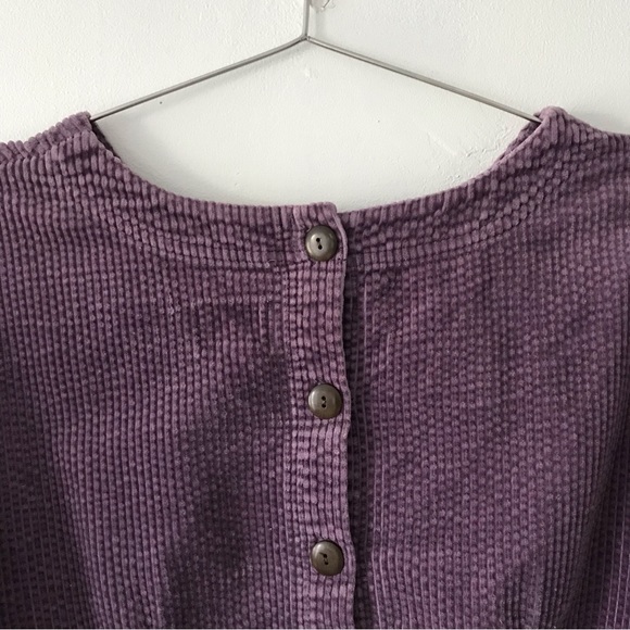 Y2K Cropped Corduroy Long Sleeve Top - Picture 3 of 4